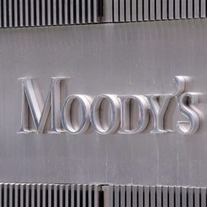 Moody’s: Αρνητικές οι προοπτικές για τις τράπεζες το 2024