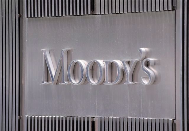 Τι βλέπει η Moody’s