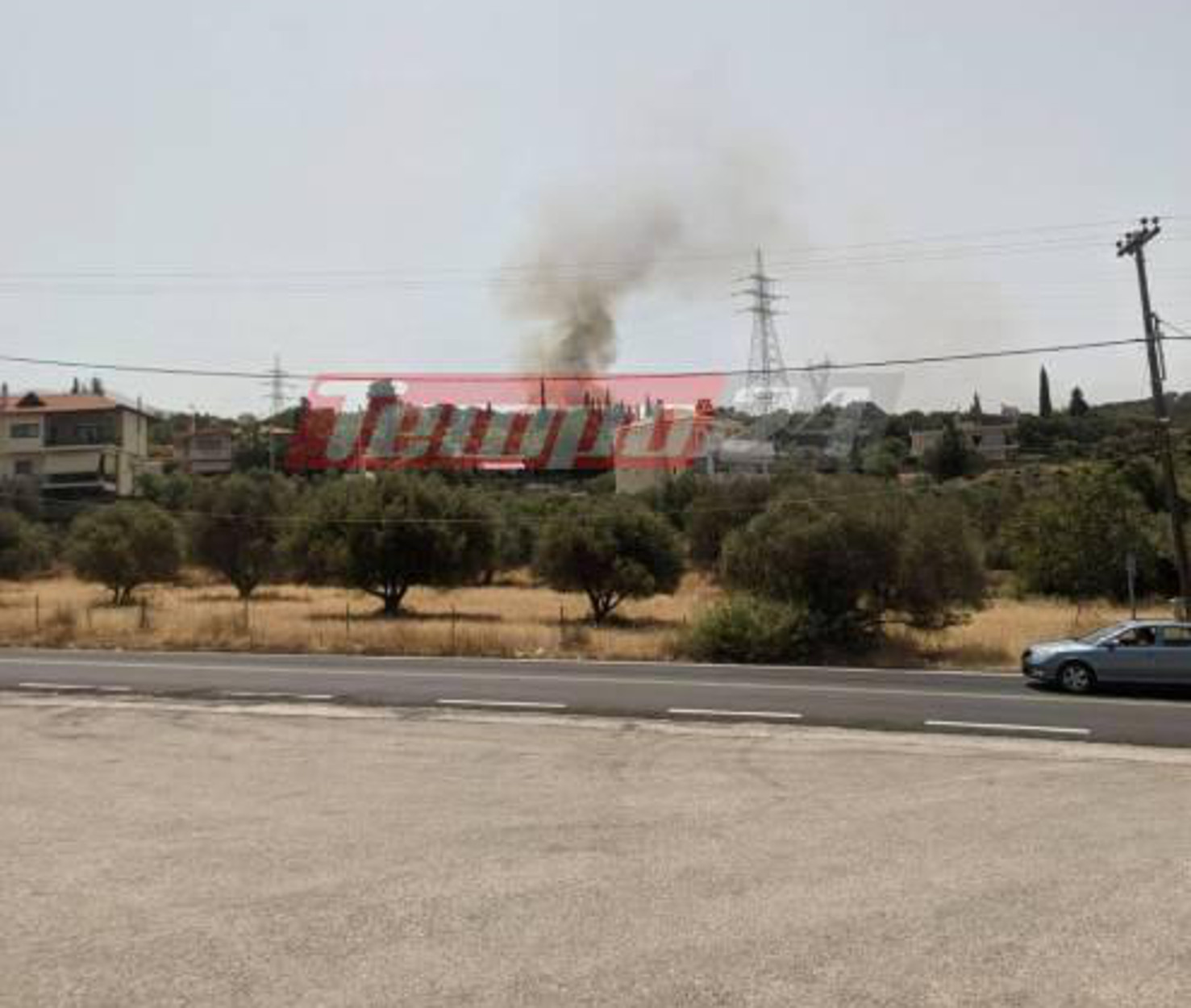 Patras: Big fire in Profitis Ilias – Evacuation order given