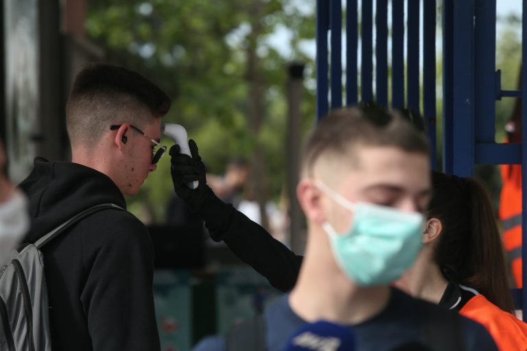 Κορωνοϊός – Τα παιδιά παραμένουν στο «στόχαστρο» του – Πόσο προστατεύονται από το εμβόλιο