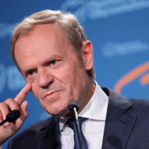 Ντόναλντ Τουσκ: Αμφισβητεί το κατά πόσον οι ΗΠΑ είναι «πιστές» στην άμυνα της Ευρώπης