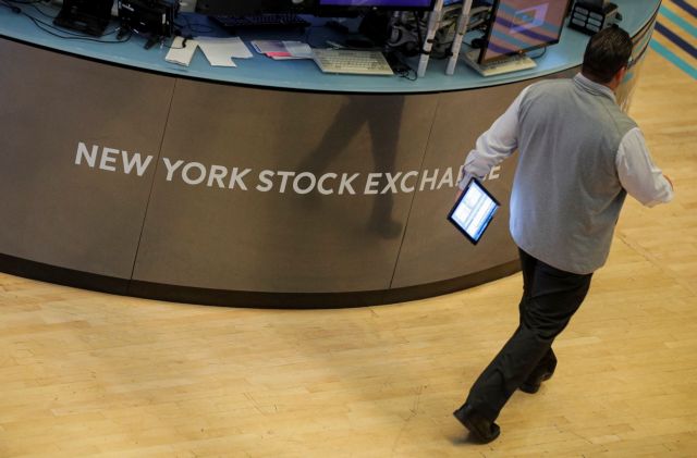 Wall Street: Με το βλέμμα στραμμένο σε εταιρικά κέρδη και ομόλογα