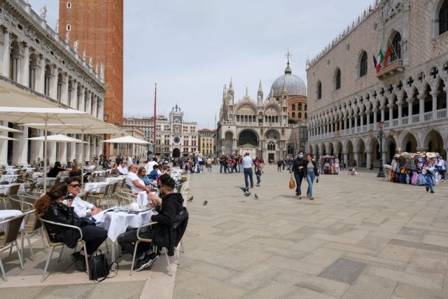 Ιταλία – Υποφέρει ο τουρισμός λόγω της μετάλλαξης Δέλτα