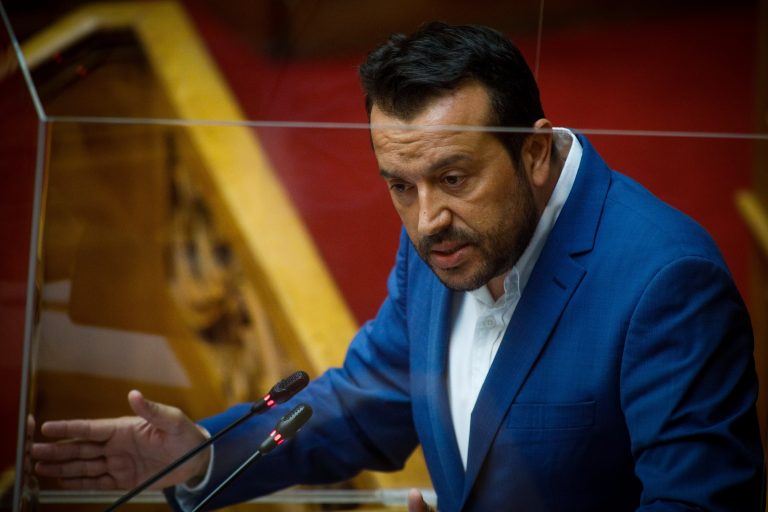 Παραπέμπεται σε Ειδικό Δικαστήριο ο Νίκος Παππάς με 178 ψήφους