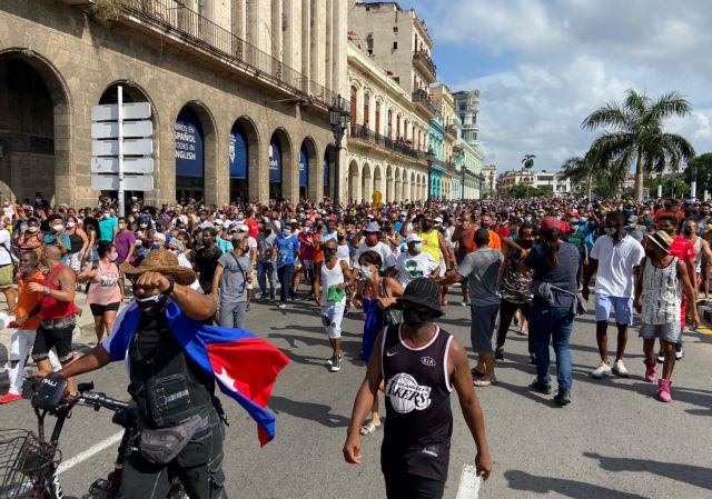 Τι συμβαίνει στην Κούβα; Ερωτήσεις και απαντήσεις