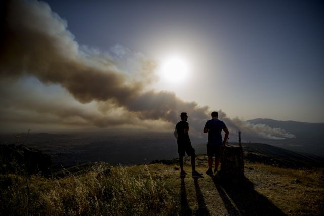 In just a few days, the burnt area is more than 50% of the area burned during any firefighting period