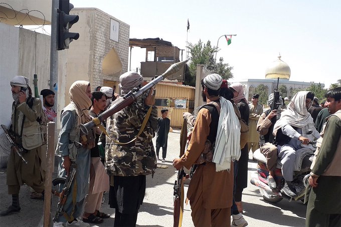 Αφγανιστάν – Προελαύνουν οι Ταλιμπάν – Κατέλαβαν Κανταχάρ και Λασκάρ Γκα