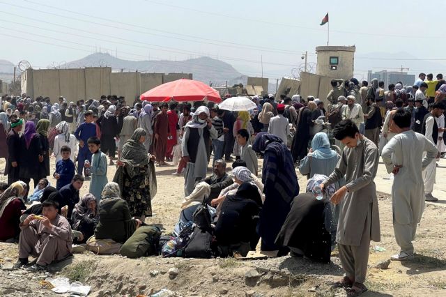 ΟΗΕ – Καλεί τις χώρες-μέλη να απαγορεύσουν τους επαναπατρισμούς Αφγανών