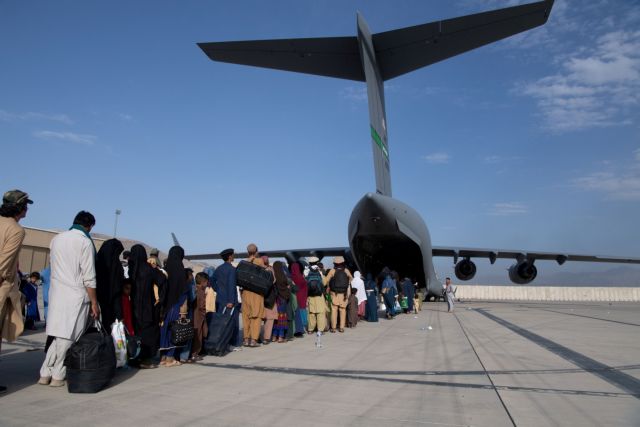 Καμπούλ – Τον έλεγχο του αεροδρομίου παζαρεύουν οι Τούρκοι με τους Ταλιμπάν