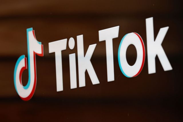 TikTok: Παρά τις απαγορεύσεις τα διαφημιστικά έσοδα αυξάνονται