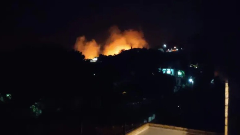 Νέα πυρκαγιά τη νύχτα στην Κερατέα – Πέταξαν φωτοβολίδες στο δάσος