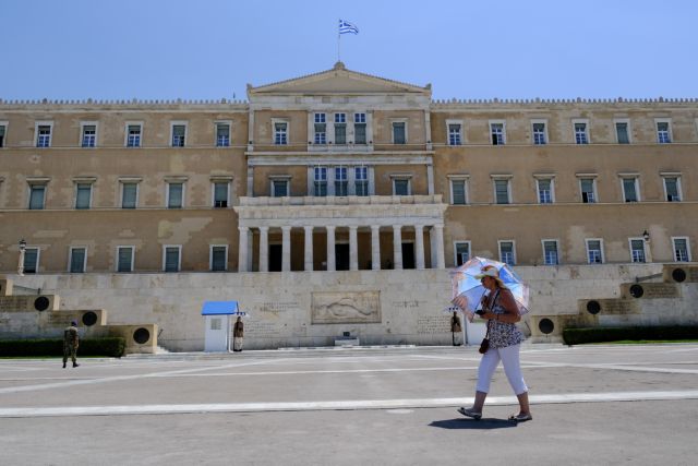 H Αθήνα φλέγεται – Στους 55°C η θερμοκρασία εδάφους