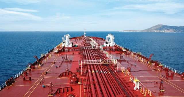 Ρωσικό πετρέλαιο: Πλήγμα για την ευρωπαϊκή ναυτιλία η πλήρης απαγόρευση μεταφοράς σε τρίτες χώρες