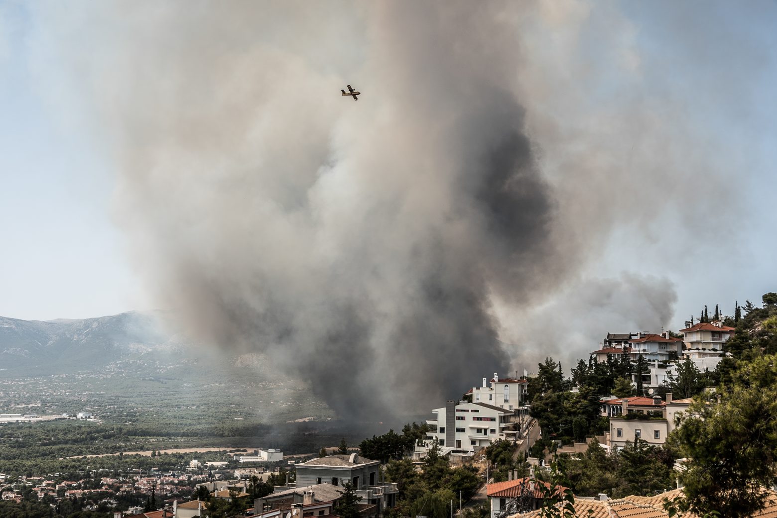 ΑΔΜΗΕ – Η φωτιά δεν ξεκίνησε από τις εγκαταστάσεις του Διαχειριστή