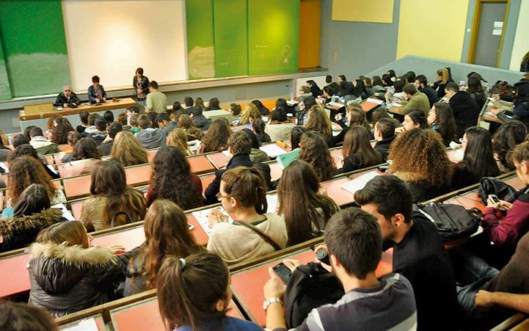 Foreign students in Greek universities through the “Study in Greece” action