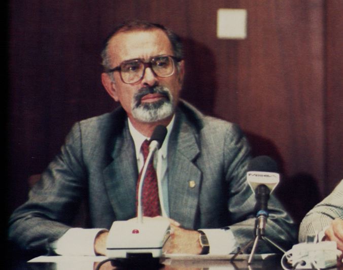 Έφυγε από τη ζωή ο πρώην υπουργός και βουλευτής Άγγελος Μπρατάκος