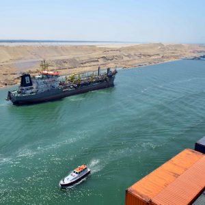 Διώρυγα του Σουέζ: Έκπτωση 15% για τα μεγάλα πλοία μεταφοράς εμπορευματοκιβωτίων