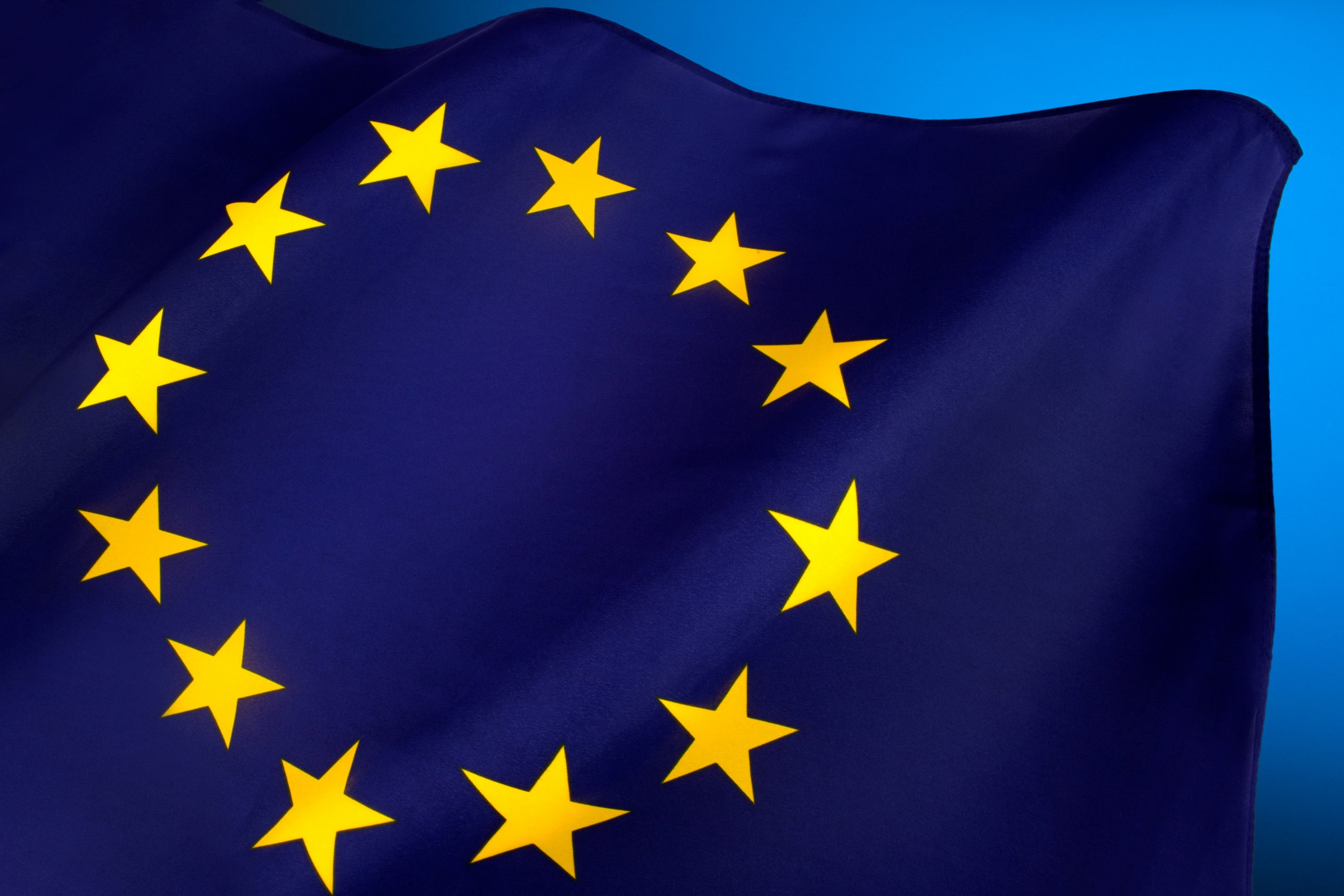 Ευρωζώνη: Σε υψηλό έτους η καταναλωτική εμπιστοσύνη