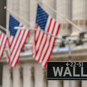 Deutsche Bank: Μεγάλη, έως και επικίνδυνη, η έκθεση των ξένων στις αγορές των ΗΠΑ