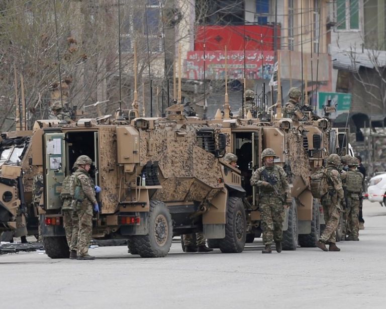 Αφγανιστάν – Οι ΗΠΑ θα αναπτύξουν στρατεύματα στο αεροδρόμιο της Καμπουλ για την απομάκρυνση του διπλωματικού προσωπικού τους