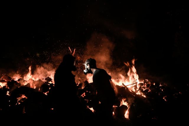 Φωτιά στην Αττική – Τιτάνια μάχη σε τέσσερα μέτωπα – Απειλείται και η Μαλακάσα