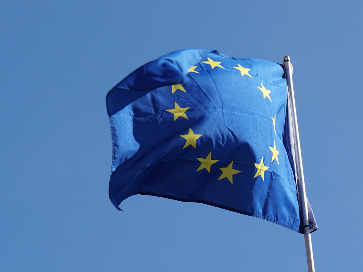 S&P για ΕΕ – Αναβαθμίζει την ανάπτυξη – Στηρίζει την ΕΚΤ