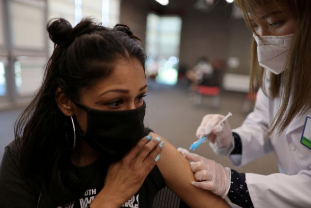 ΗΠΑ – Η πλειονότητα των εταιρειών ζητά εμβολιασμένους εργαζόμενους