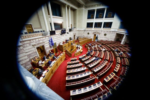 Επικουρικές συντάξεις νέων – Ξεκίνησε στη Βουλή η συζήτηση του νομοσχεδίου – Τι αλλάζει