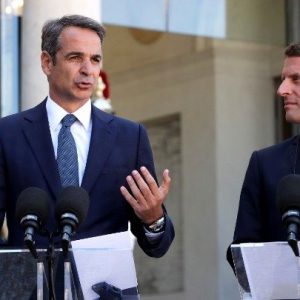 Bloomberg: Greece, France Set to Renew Defense Pact