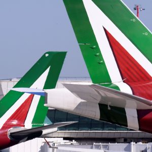 Κομισιόν: Υποχρεώνει την Alitalia να επιστρέψει παράνομη ενίσχυση ύψους 400 εκατ. ευρώ