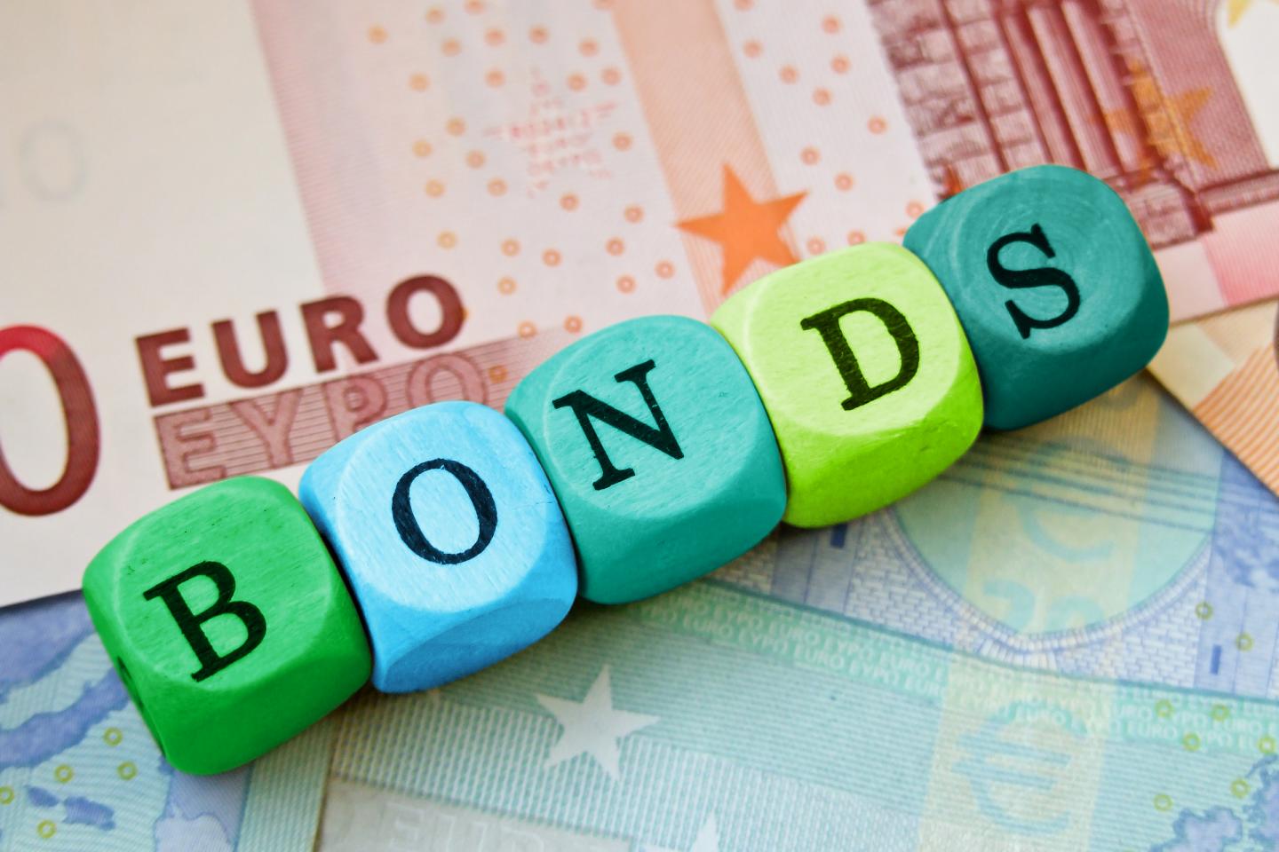 Greek finance ministry announces bond swap deal worth four billion euros