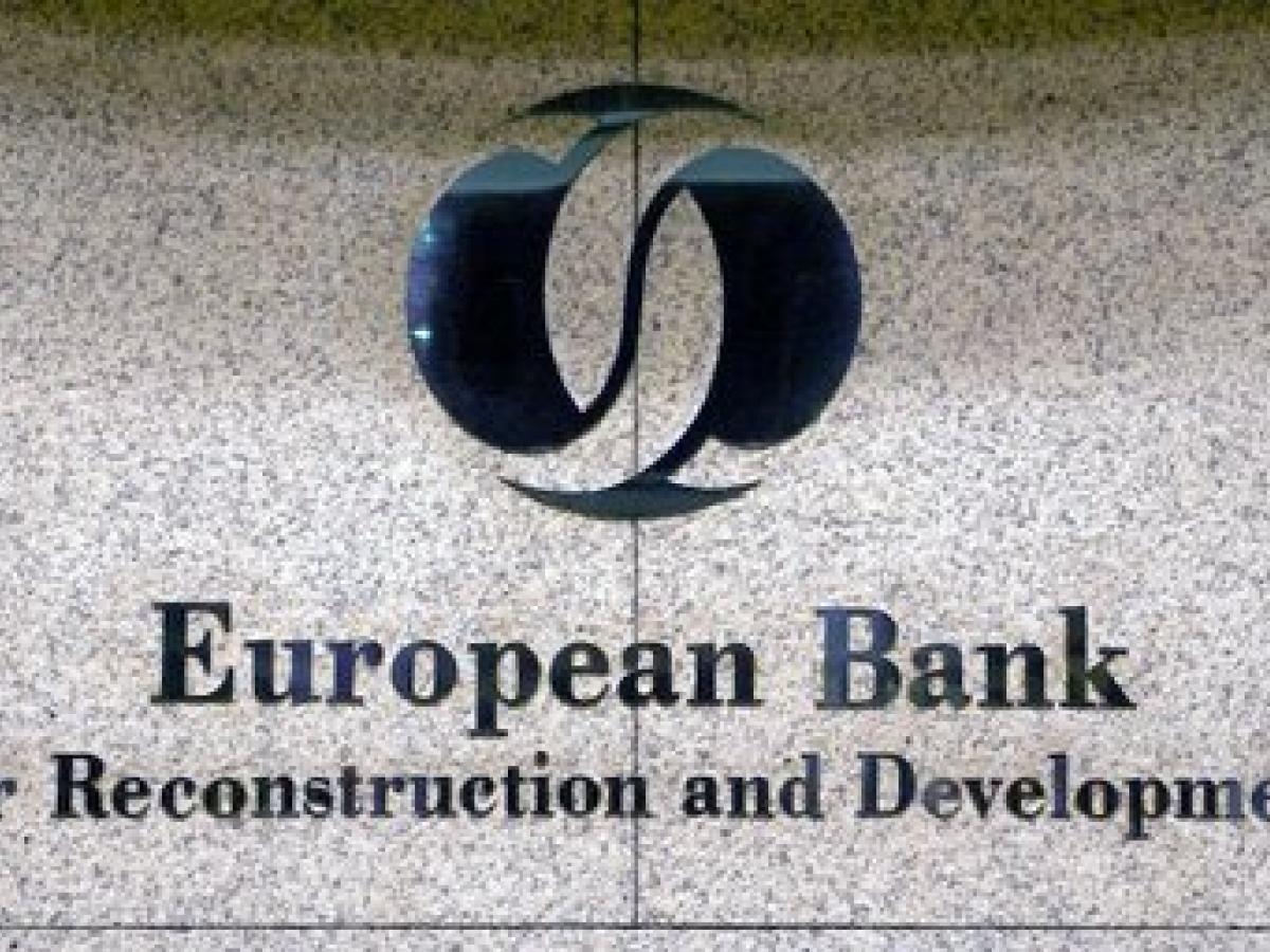 EBRD: Επιβραδύνεται η ανάπτυξη, αυξάνεται ο πληθωρισμός – Η εικόνα στην Ελλάδα