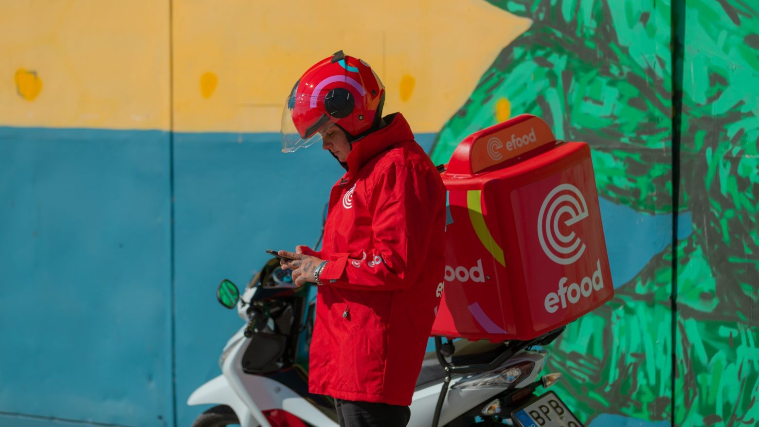 Η Delivery Hero (efood) εξαγοράζει τα καταστήματα Kiosky’s