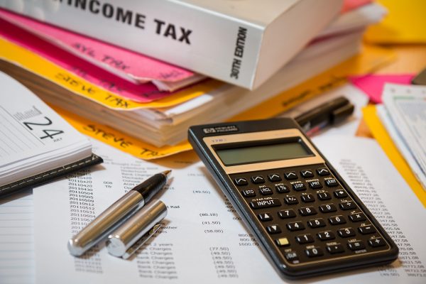 Φορολογικές δηλώσεις 2021 – Χωρίς φόρο 7 στους 10 φορολογούμενους και 1 στις 3 επιχειρήσεις