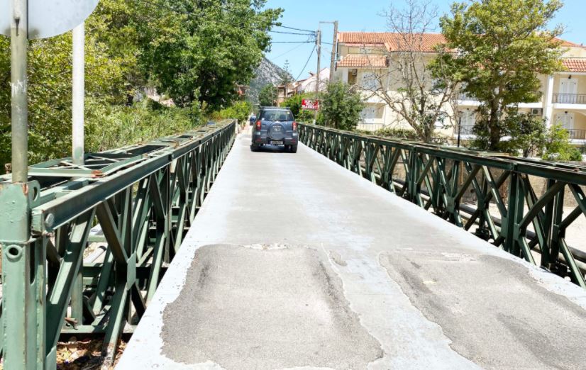 Αργοστόλι – Βελτίωση λειτουργίας γέφυρας από τη Μονάδα Μελετών και Κατασκευών του ΓΕΕΘΑ