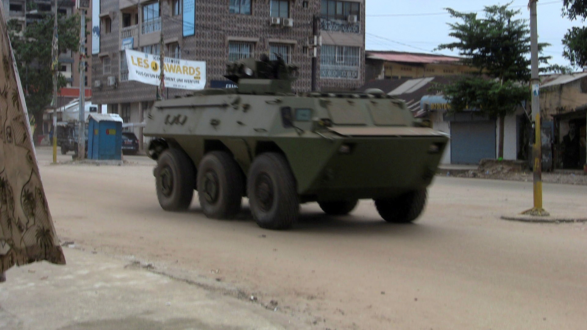Γουινέα – Πραξικόπημα των ειδικών δυνάμεων και σύλληψη προέδρου της χώρας [Video]