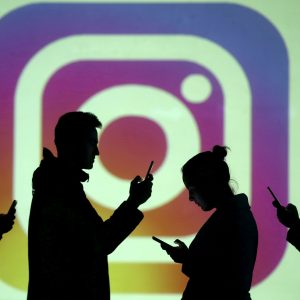 Instagram: Δοκιμάζει έναν νέο ορισμό των «φίλων»