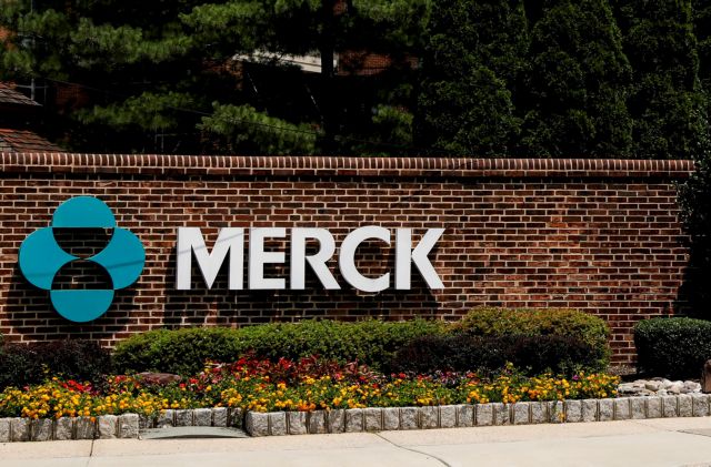Merck – Χαμηλότερη αποτελεσματικότητα και επιφυλάξεις από το FDA για το χάπι κατά του κορωνοϊού