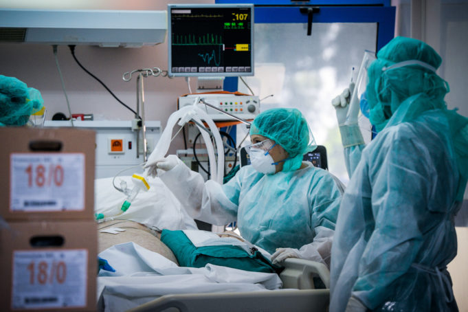 Καπραβέλος για νοσοκομείο Παπανικολάου – Όλοι ανεμβολίαστοι στις ΜΕΘ