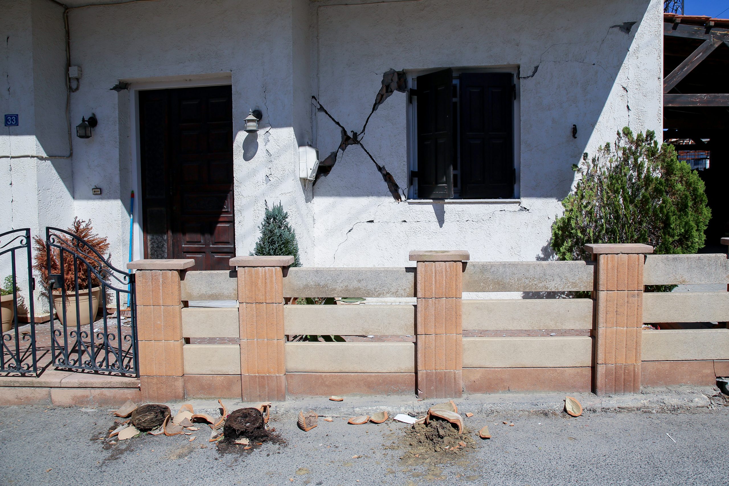 Κρήτη – Μη κατοικήσιμες 3.567 κατοικίες