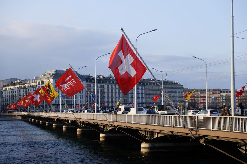 Ελβετία: Έχει δεσμεύσει ρωσικά περιουσιακά στοιχεία αξίας 5,75 δισεκ. ευρώ