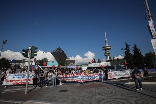 Με μεγάλη συμμετοχή η πορεία των συνδικάτων στη Θεσσαλονίκη