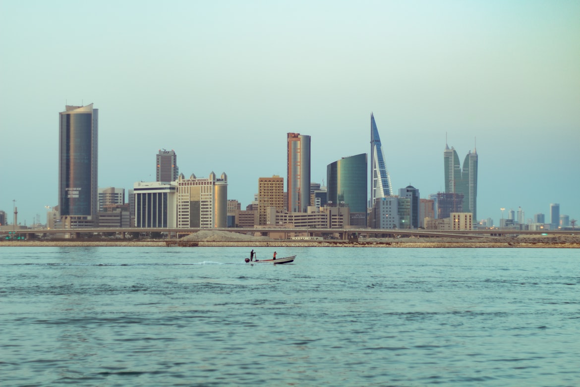 Μπαχρέιν – Μηδενικό ισοζύγιο ρύπων έως το 2060