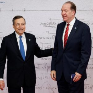 Μάλπας-Παγκόσμια Τράπεζα: Απαιτείται λύση για την αναδιάρθρωση των χρεών του Τρίτου Κόσμου