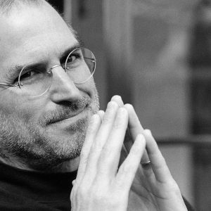 Στιβ Τζομπς: Πώς άλλαξε την Apple σε ένα από τα ισχυρότερα επιχειρηματικά μοντέλα