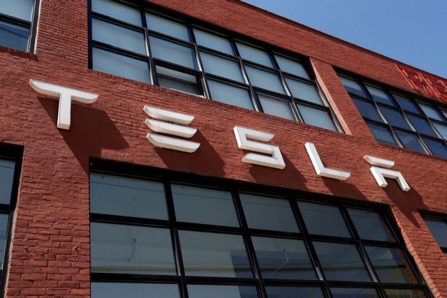 Ίλον Μασκ – Τον επόμενο μήνα τα πρώτα αυτοκίνητα από τη μονάδα της Tesla στο Βερολίνο