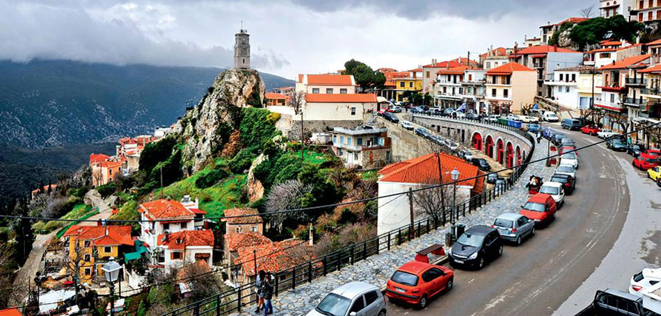 Greek mountain hoteliers note that a three day weekend does not spell success