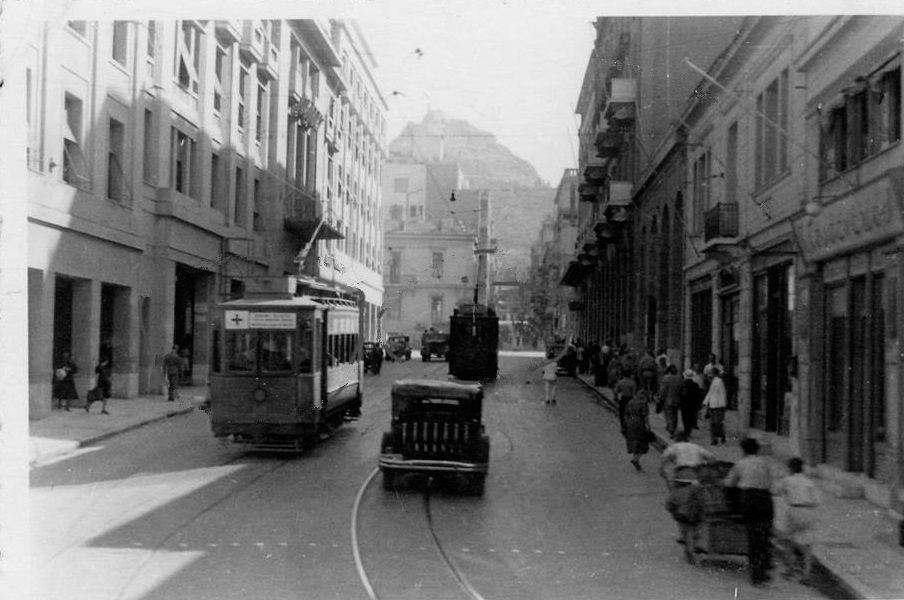 28 Οκτωβρίου 1940: ψωμί 8 δραχμές η οκά – Φεβρουάριος 1944: 100.000 δραχμές!