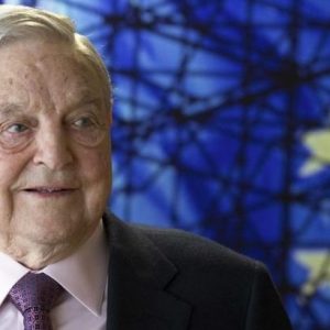 Τραμπ: Ο Τζορτζ Σόρος πρέπει να κατηγορηθεί για εγκληματική οργάνωση