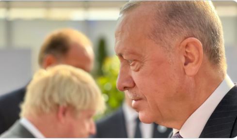 Ερντογάν – «Ανήσυχος» δήλωσε στον Μακρόν για την πώληση όπλων στην Ελλάδα